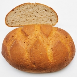 Bezlepkový řemeslný chléb „Lišák“ 365g Bezlepková pekárna Liška